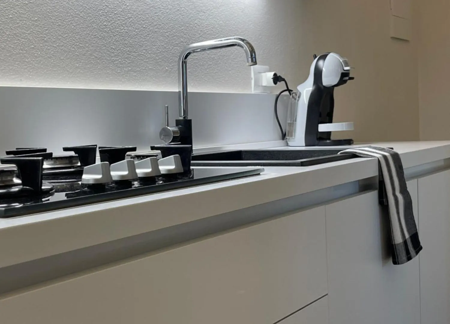 Balsamico Suites 2 - Near Ferrari Museum & Railway Modena